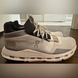 On Running Women Cloud Nova Sneakers